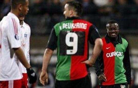 守布置了多 守布置了多