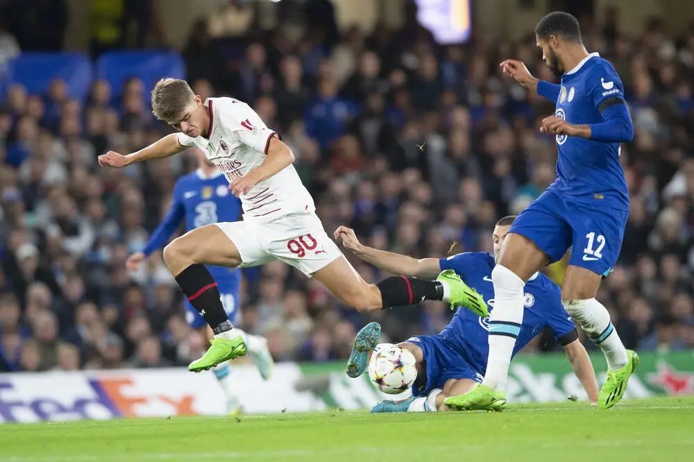 绩上引领着 绩上引领着